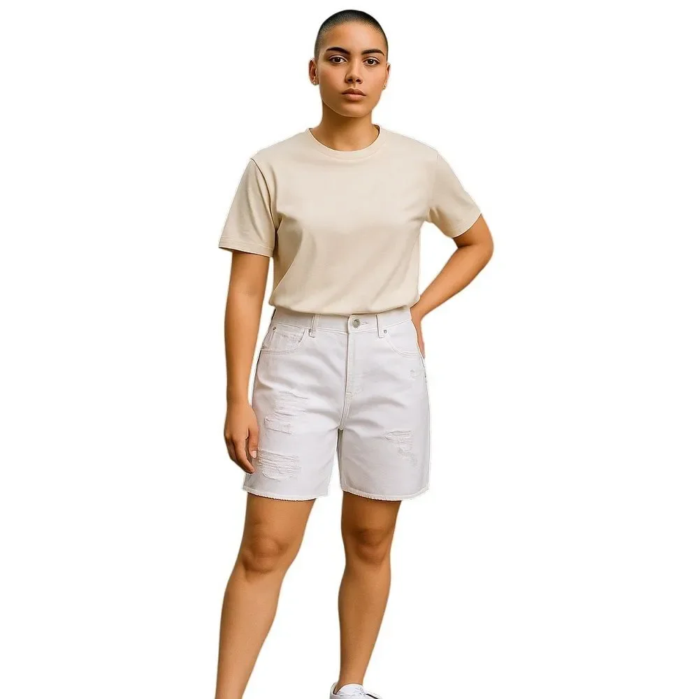 Mossimo White Denim Boyfriend Shorts Women Size 8-29 5 Pocket Style Long Length